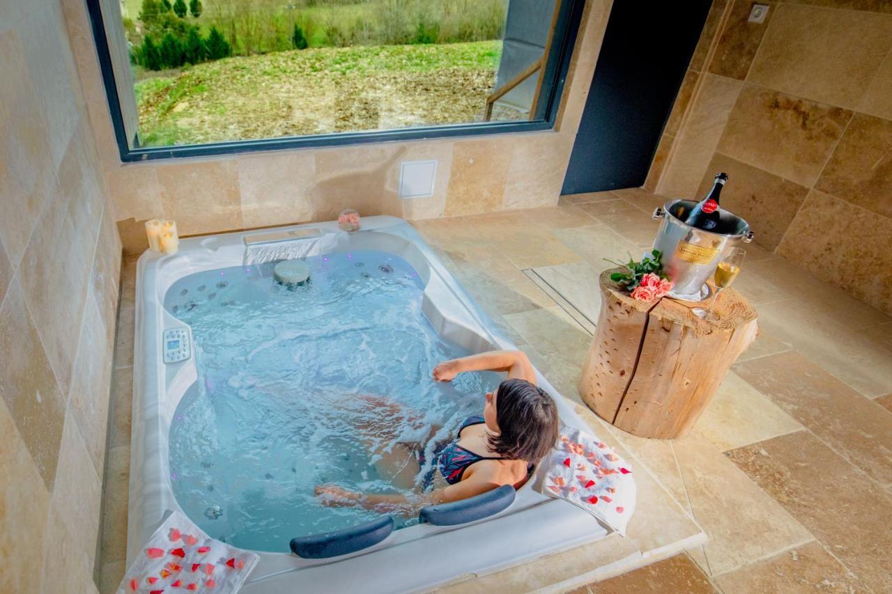 Le Domaine De Baulieu Hotel Auch Bagian luar foto
